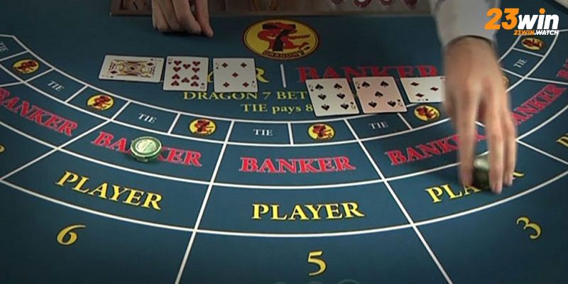 Bàn chơi baccarat truyền thống 